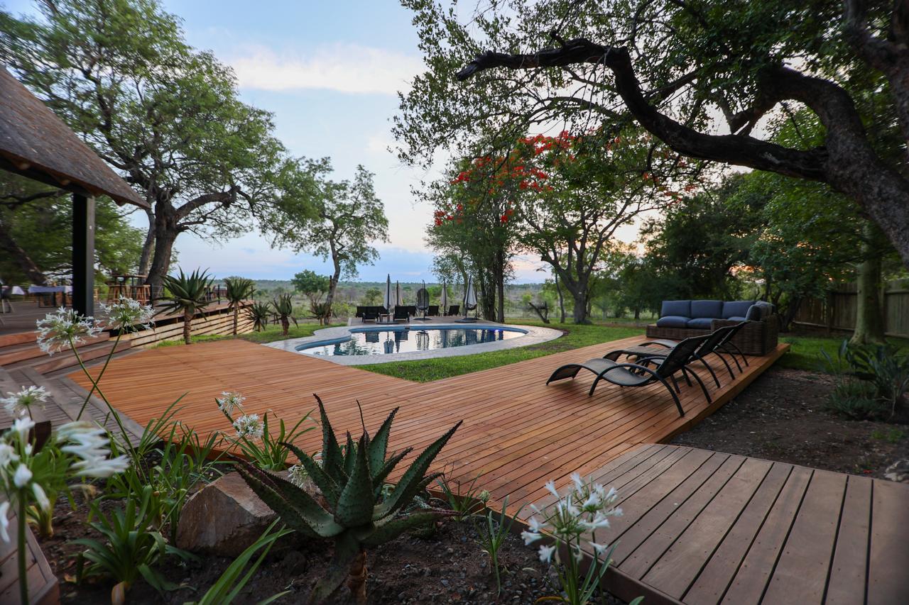 Tomo Safari Lodge