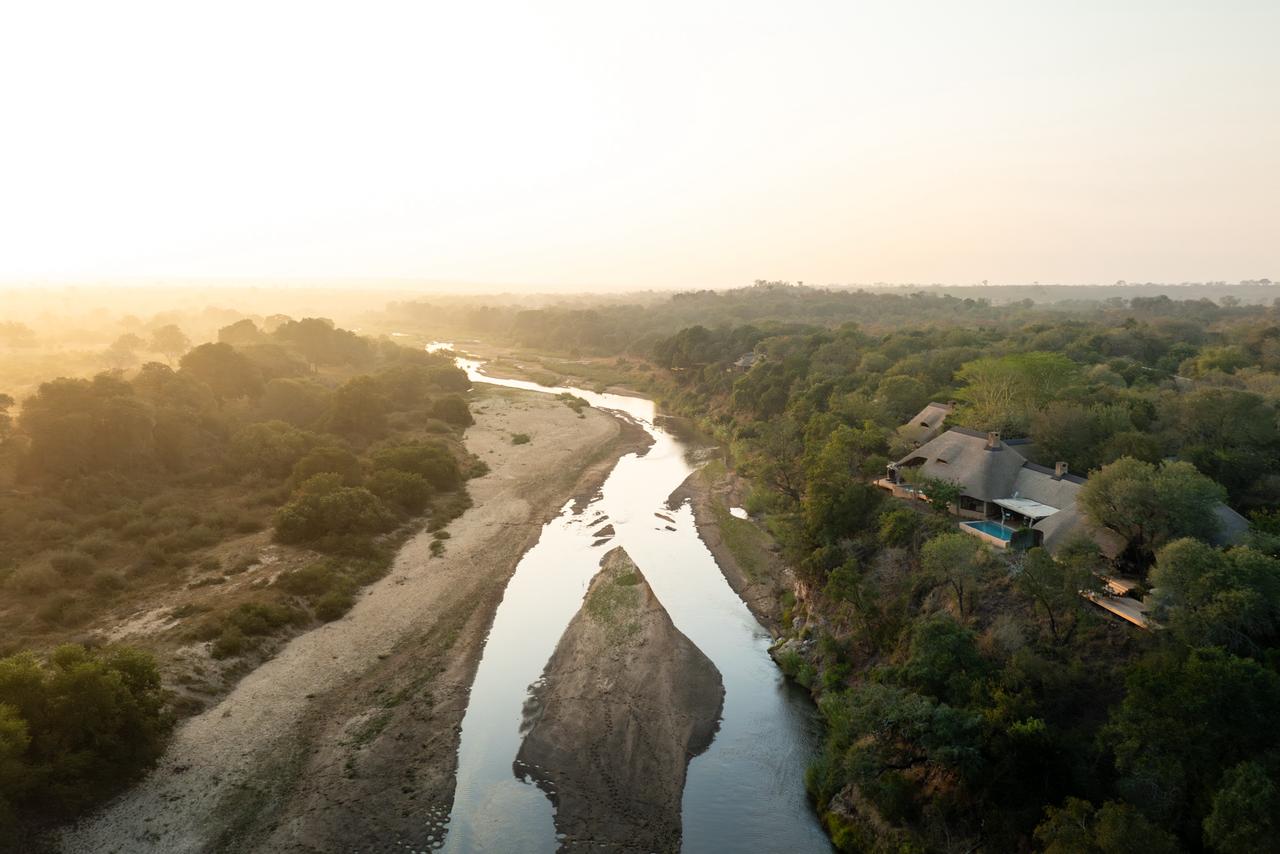 Singita Ebony
